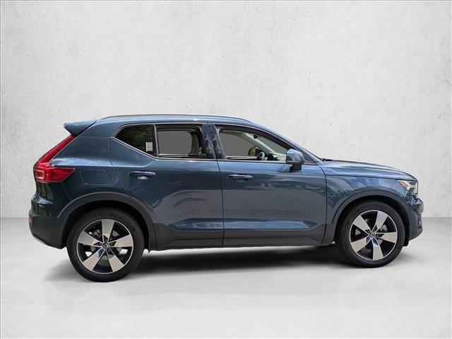 2021 Volvo XC40