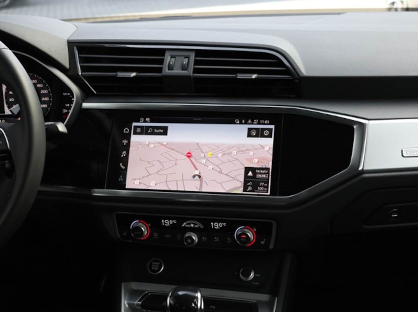 Bild über Audi Q3 TFSI 110 kW S tronic - für weitere Informationen kontaktieren Sie den Audi Partner