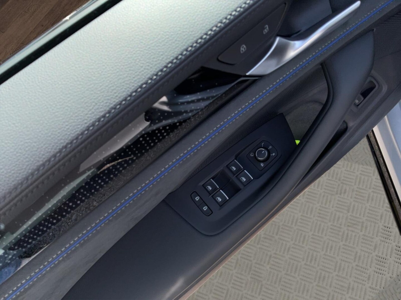 Volkswagen Passat – Bild 14