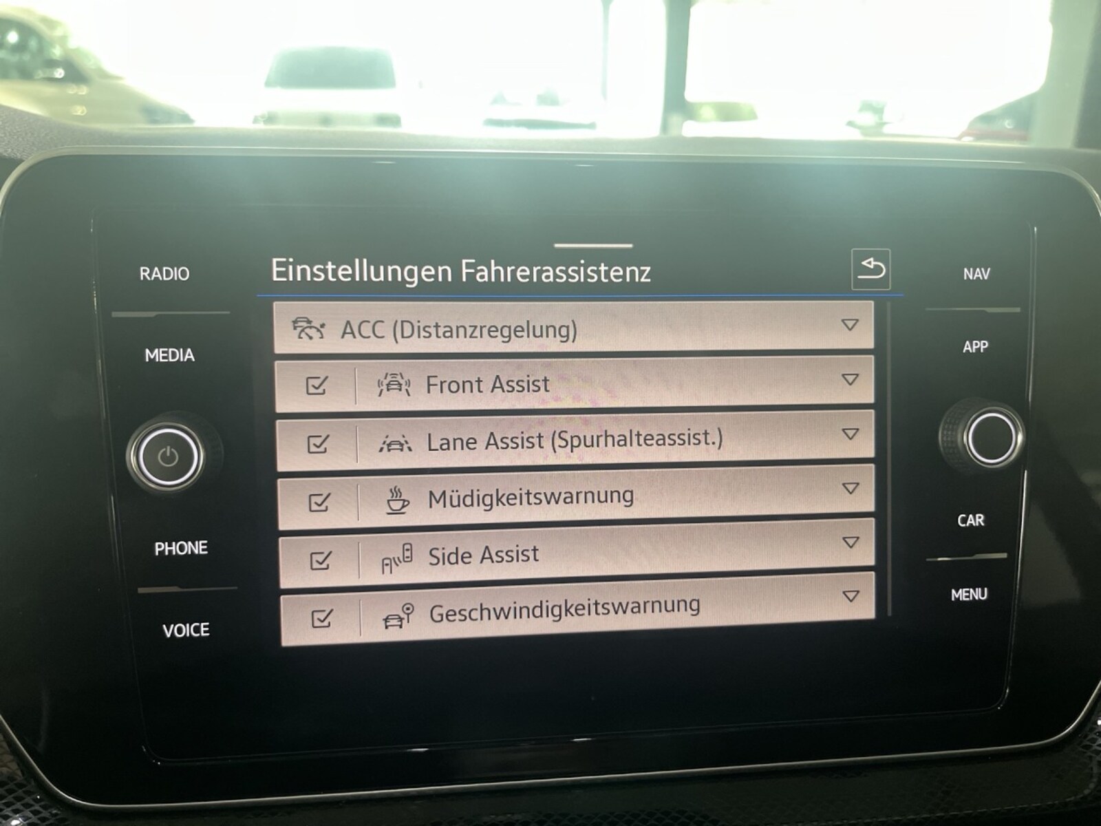 Volkswagen T-Cross – Bild 12