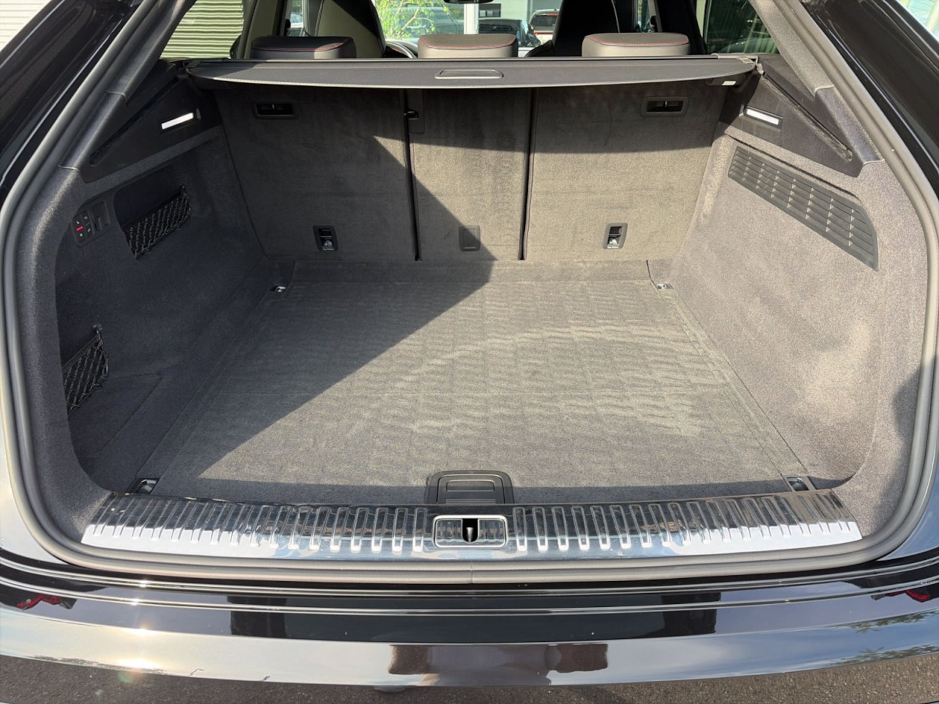Audi SQ8 SUV