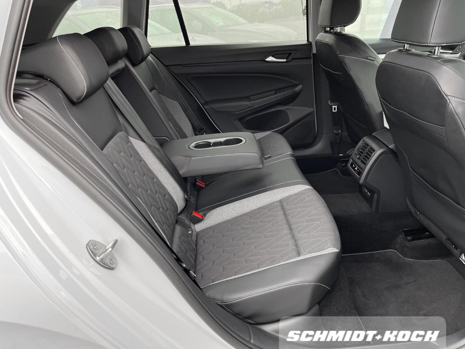 Volkswagen Golf Variant – Bild 12