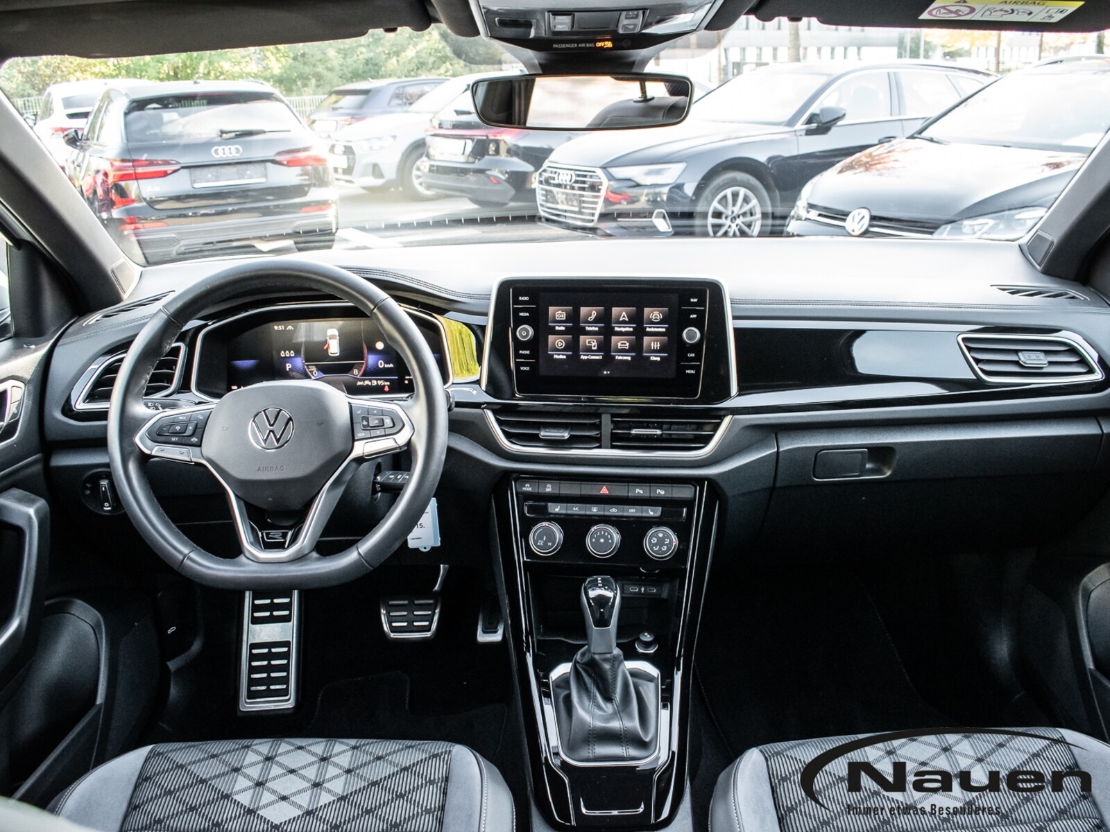 Volkswagen T-Roc – Bild 13