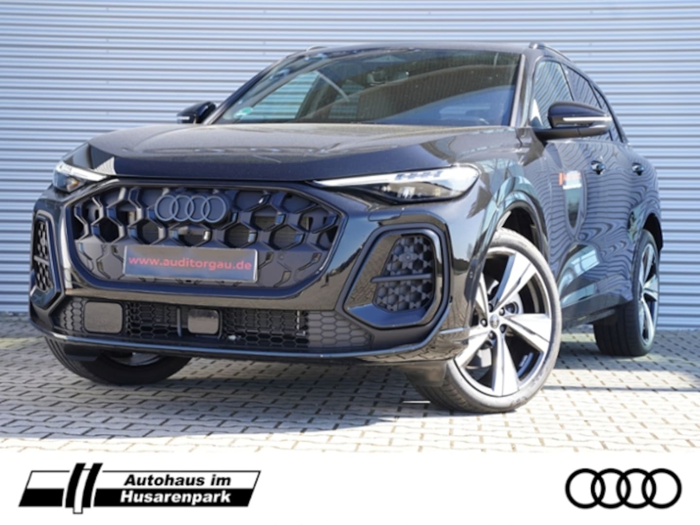 Bild über Audi Q5 SUV TDI quattro 150 kW S tronic - für weitere Informationen kontaktieren Sie den Audi Partner