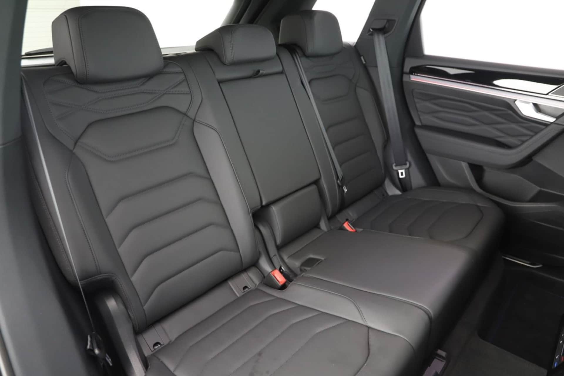 Volkswagen Touareg R