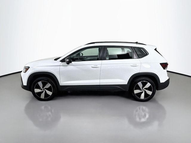 2025 Volkswagen Taos