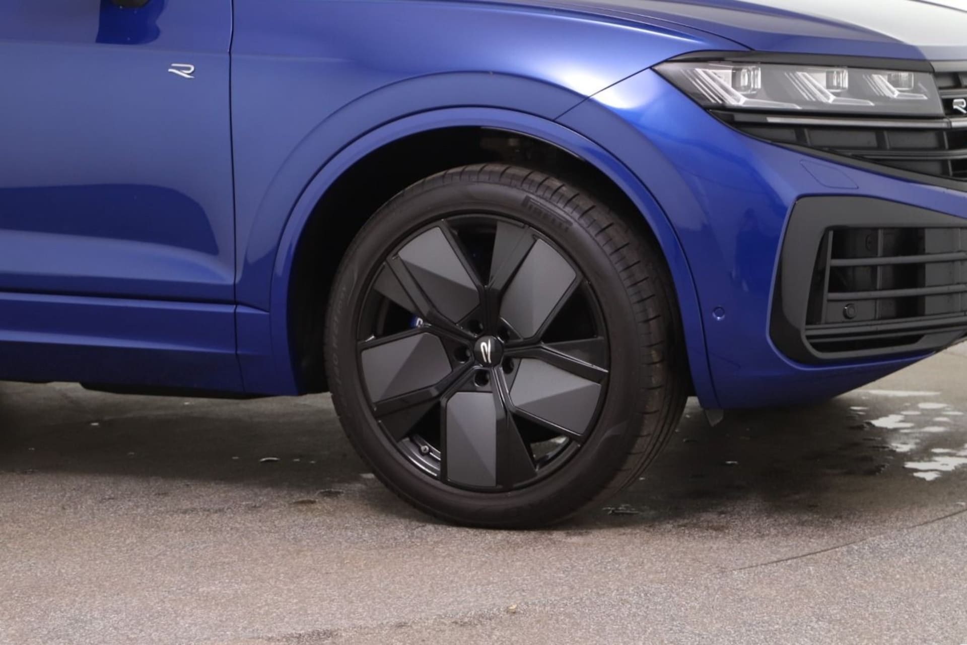 Volkswagen Touareg R