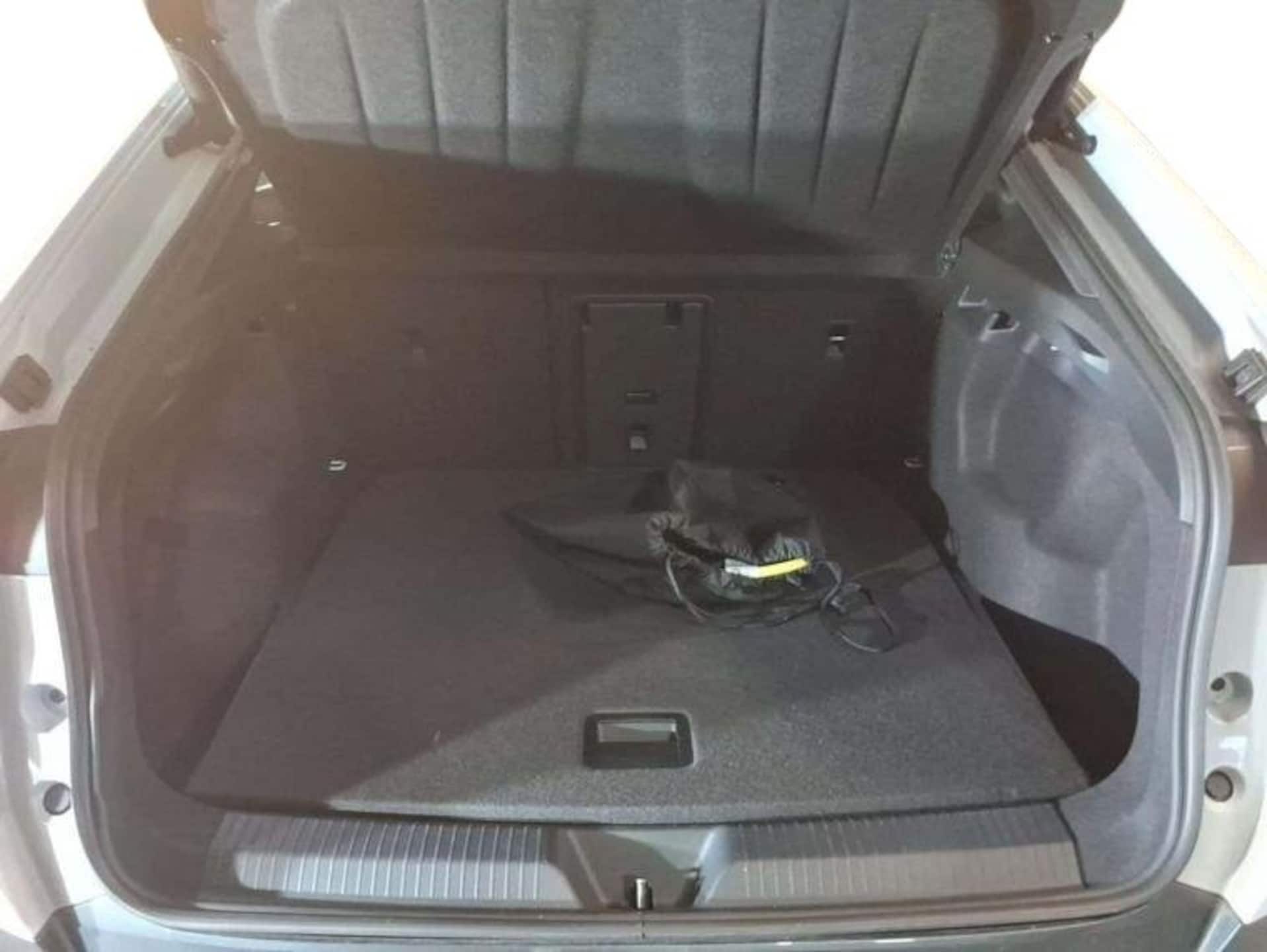CUPRA Tavascan VZ