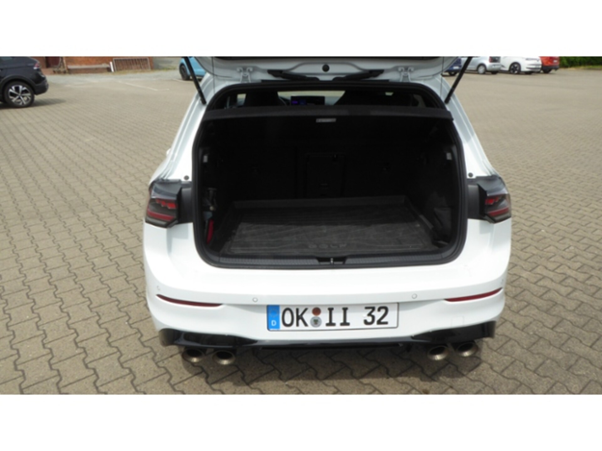 Volkswagen Golf R