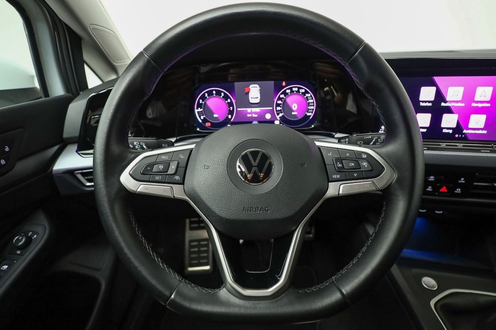 Volkswagen Golf Active