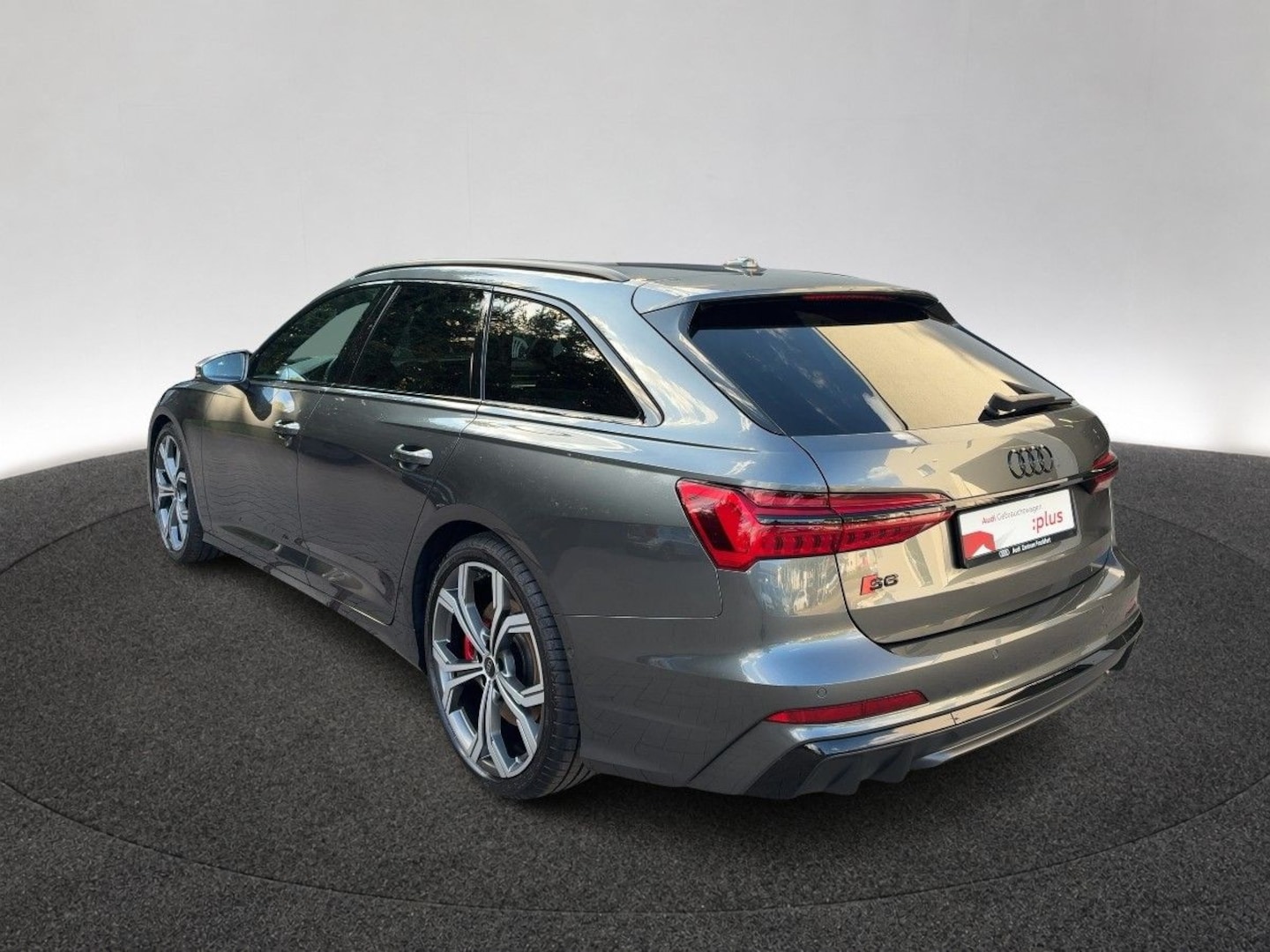 Bild über Audi S6 Avant TDI quattro tiptronic - für weitere Informationen kontaktieren Sie den Audi Partner