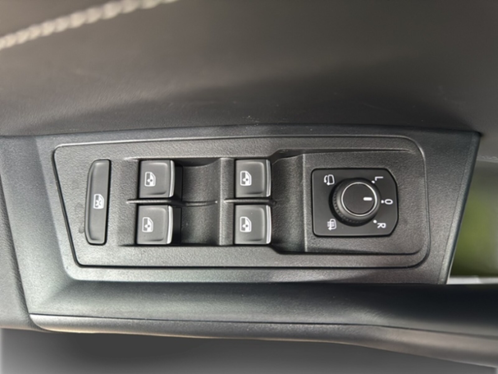 Volkswagen T-Roc – Bild 15