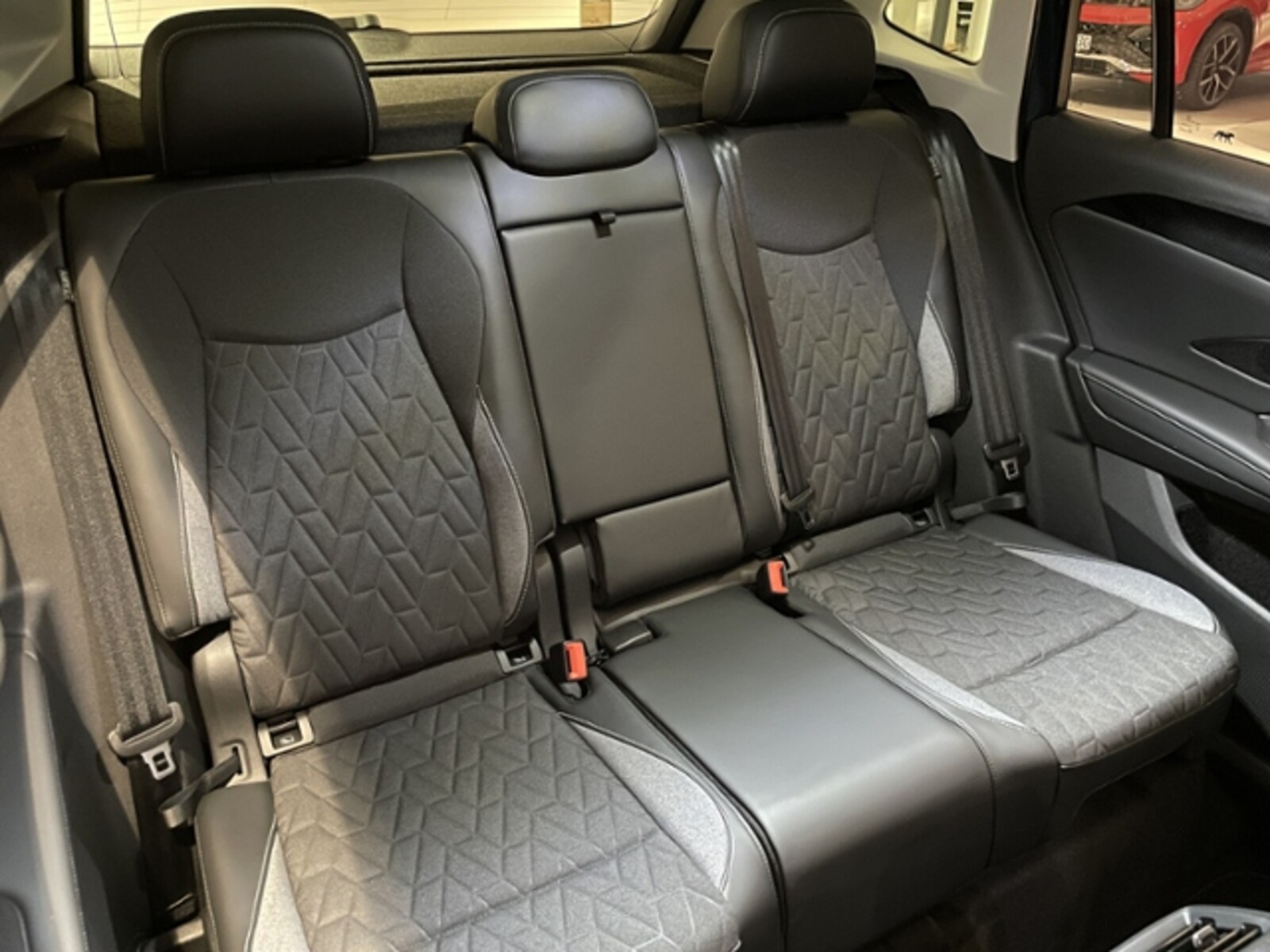 Volkswagen Tiguan – Bild 12