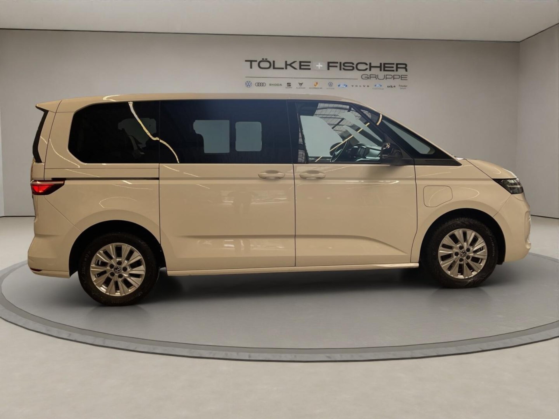 Volkswagen Multivan Basis-Modell