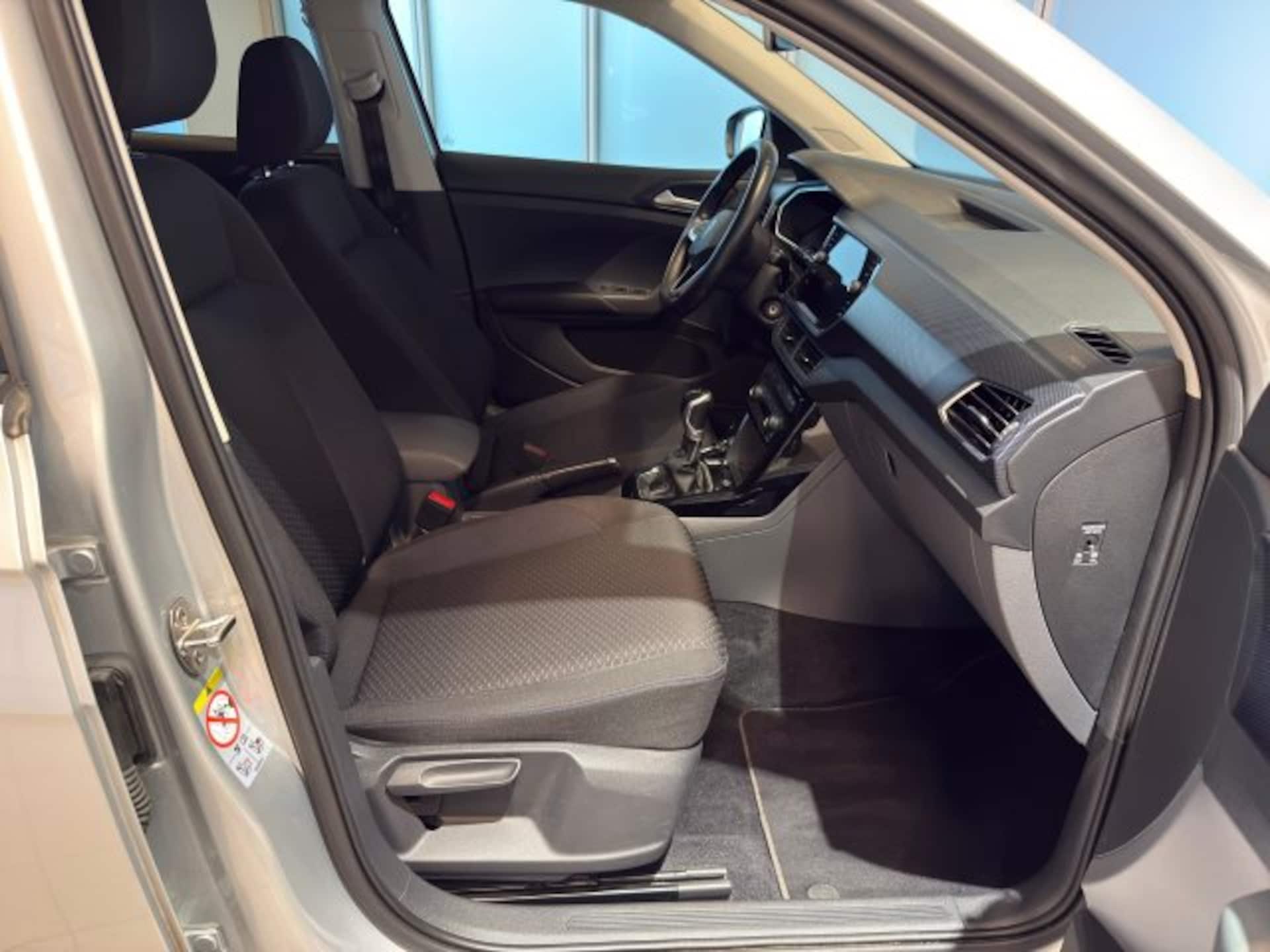Volkswagen T-Cross United