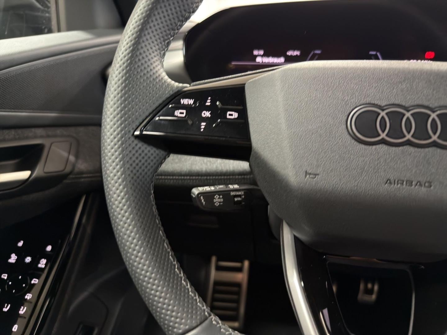 Bild über Audi Q6 Sportback e-tron e-tron quattro - für weitere Informationen kontaktieren Sie den Audi Partner