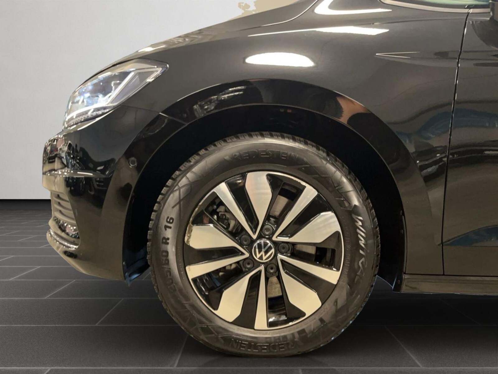 Volkswagen Touran – Bild 8