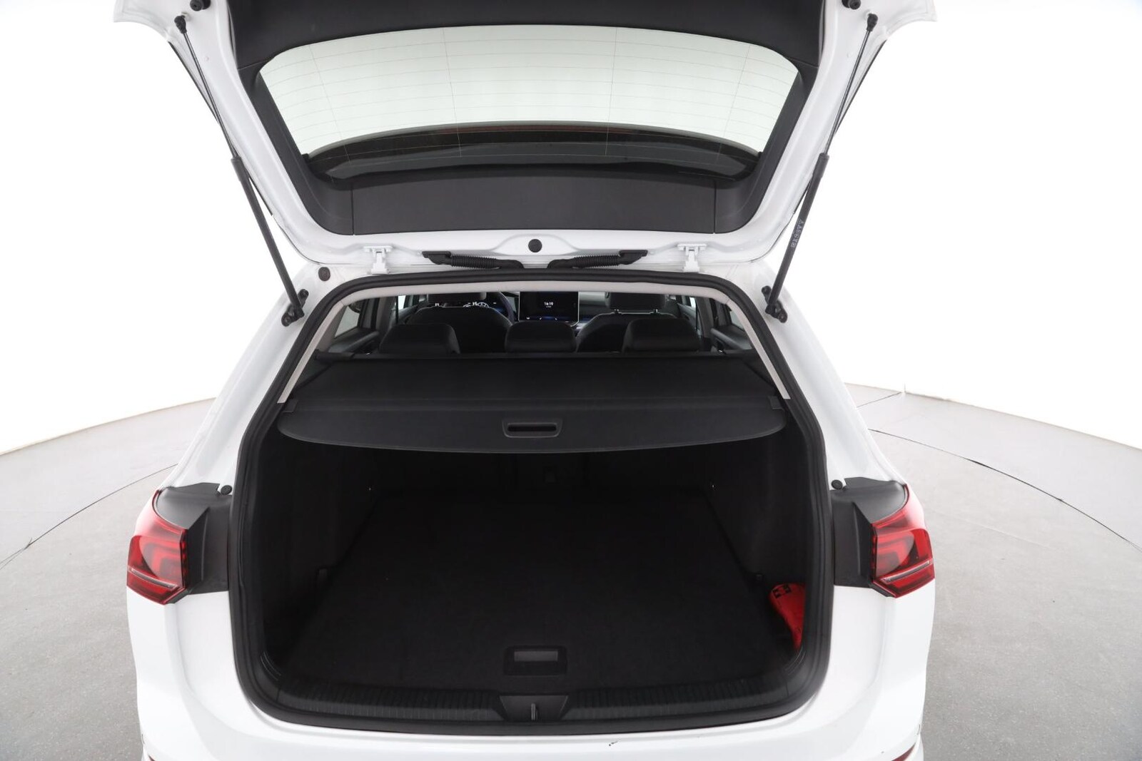 Volkswagen Golf Variant – Bild 10