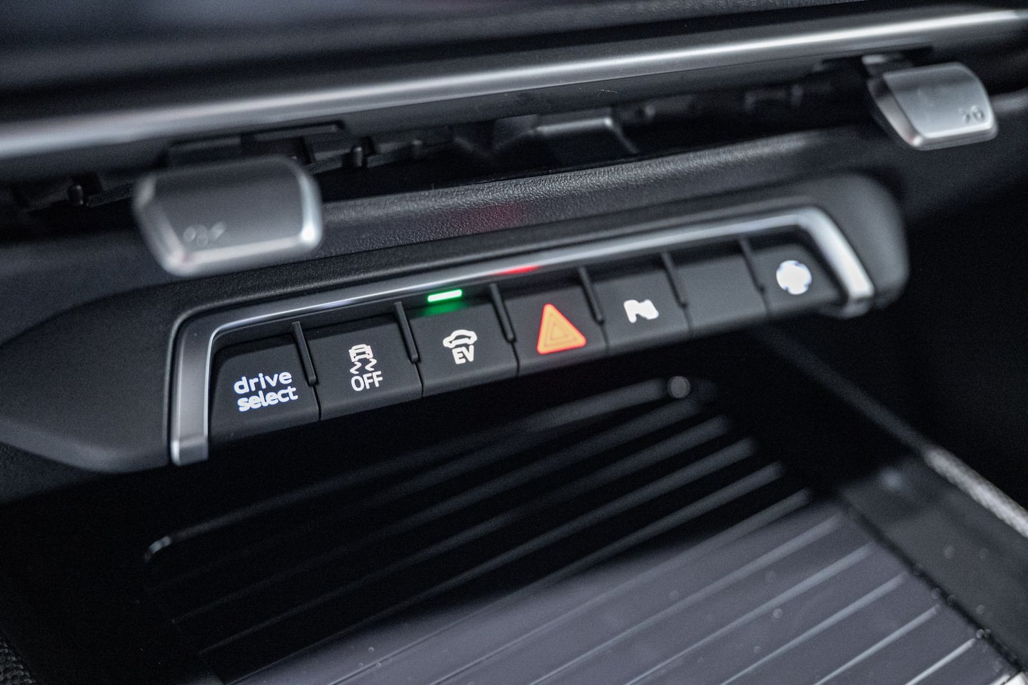 Bild über Audi Q3 Sportback e-hybrid e-hybrid 200 kW S tronic - für weitere Informationen kontaktieren Sie den Audi Partner