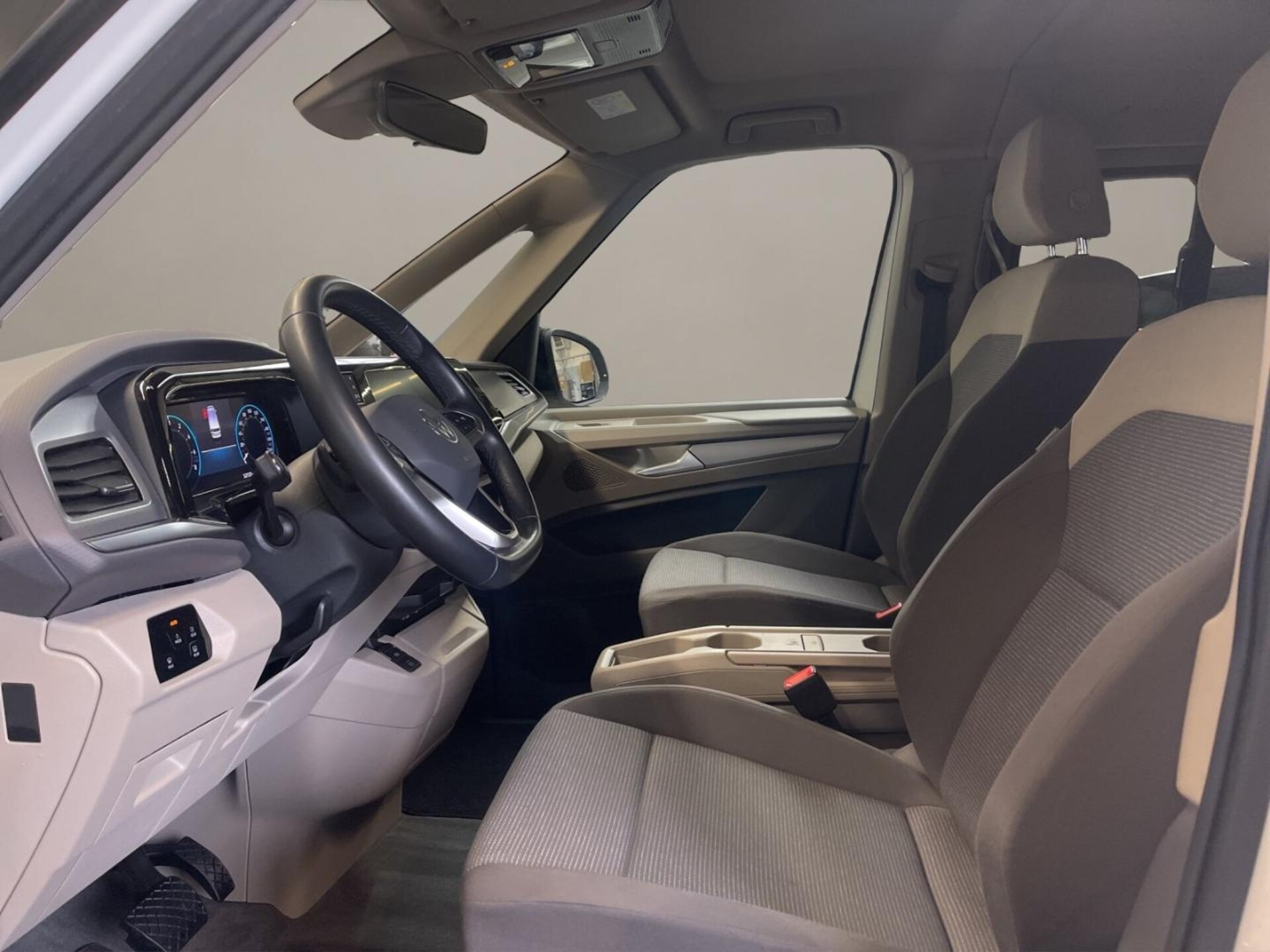 Volkswagen Multivan Basis-Modell