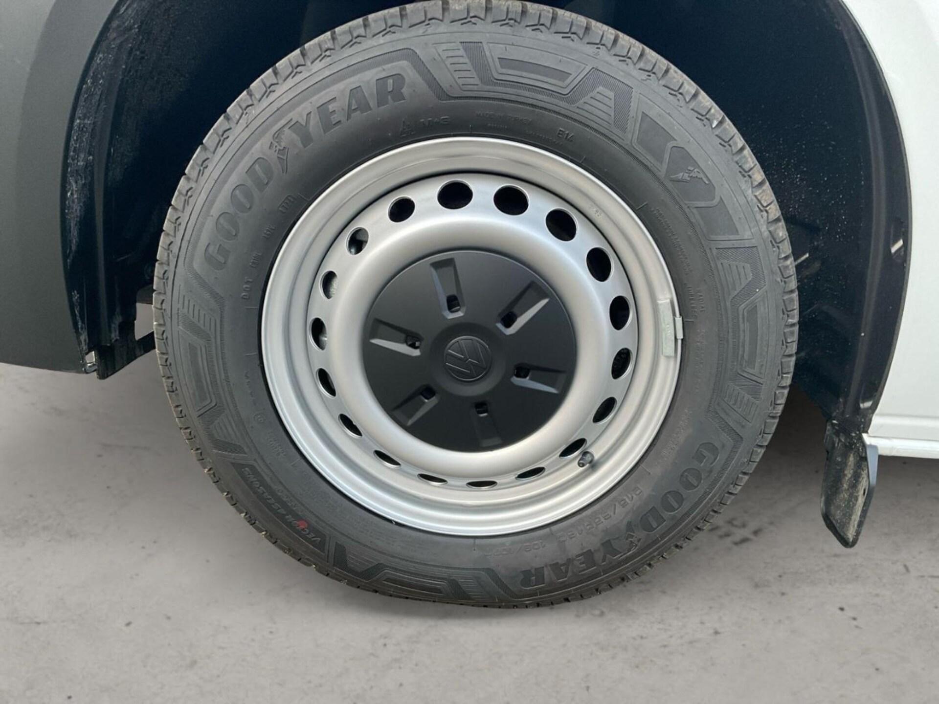 Volkswagen Transporter Kasten kurzer Radstand
