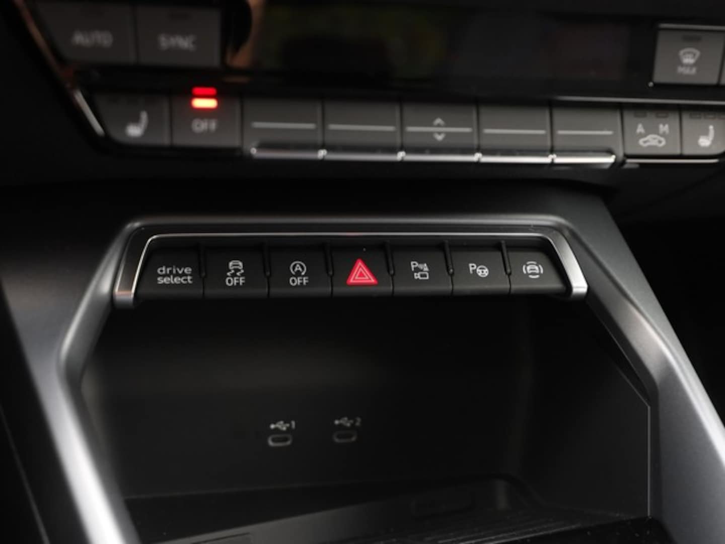 Bild über Audi A3 allstreet 35 TDI S tronic - für weitere Informationen kontaktieren Sie den Audi Partner