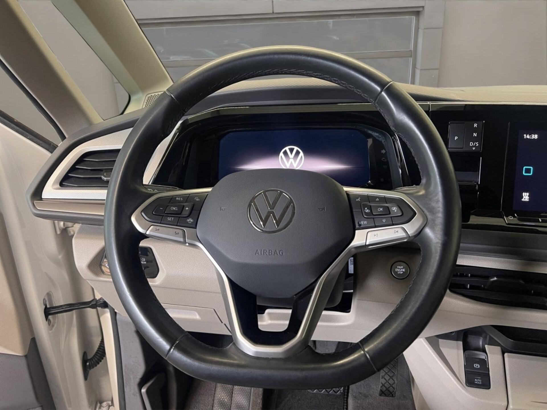 Volkswagen Multivan Basis-Modell