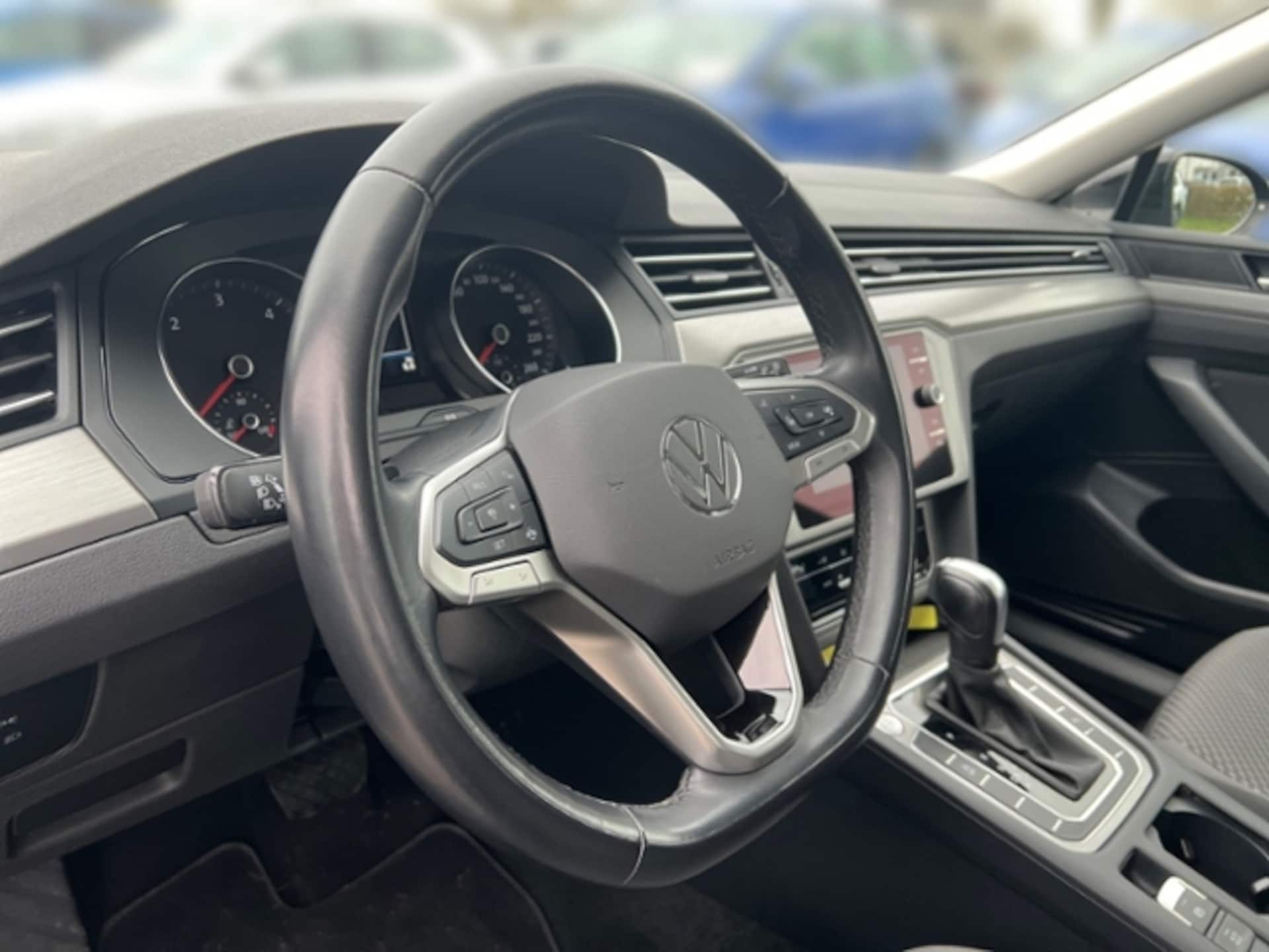 Volkswagen Passat Variant Basis-Modell