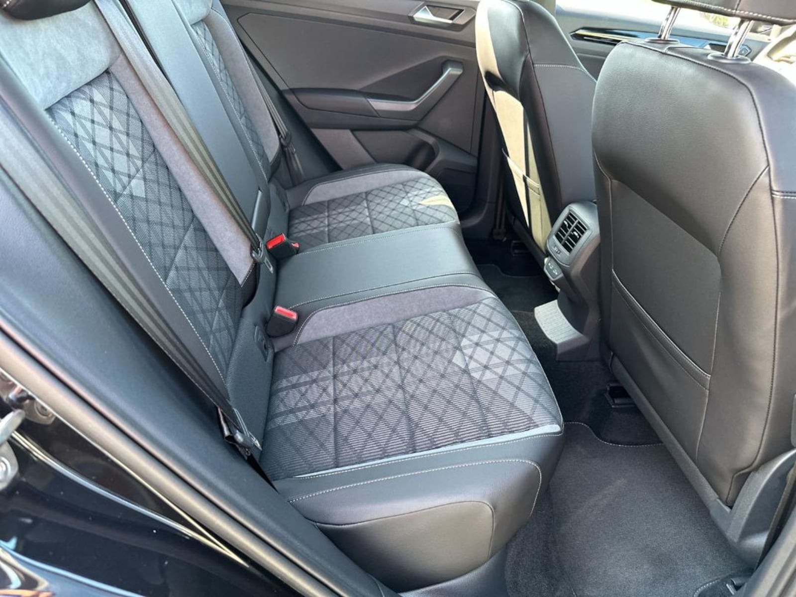 Volkswagen T-Roc – Bild 15