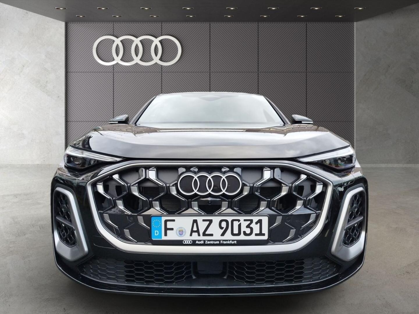 Bild über Audi Q5 SUV TDI quattro 150 kW S tronic - für weitere Informationen kontaktieren Sie den Audi Partner