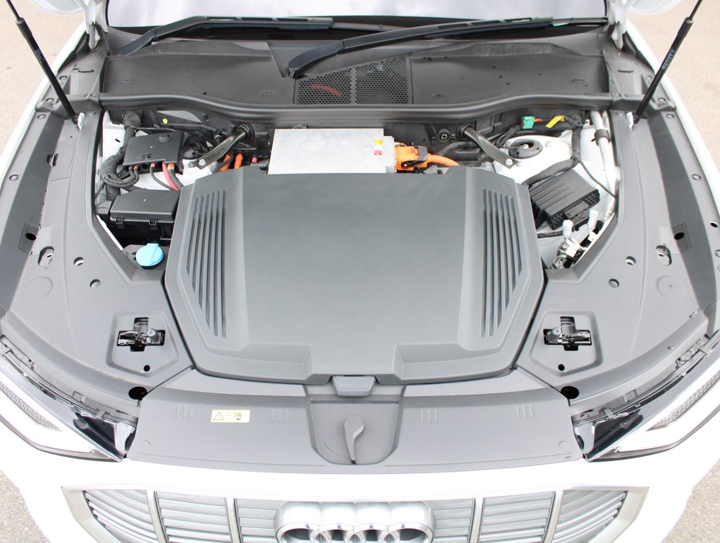 Audi e-tron 50 quattro Advanced 230,00 kW for more details contact your dealer