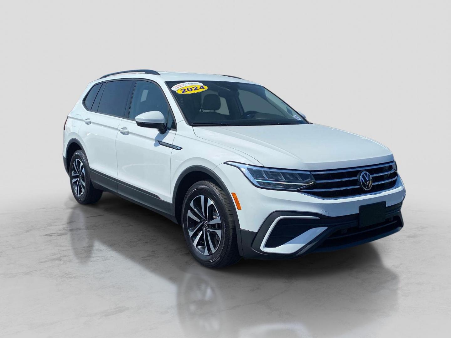 2024 Volkswagen Tiguan 2.0T S's photo