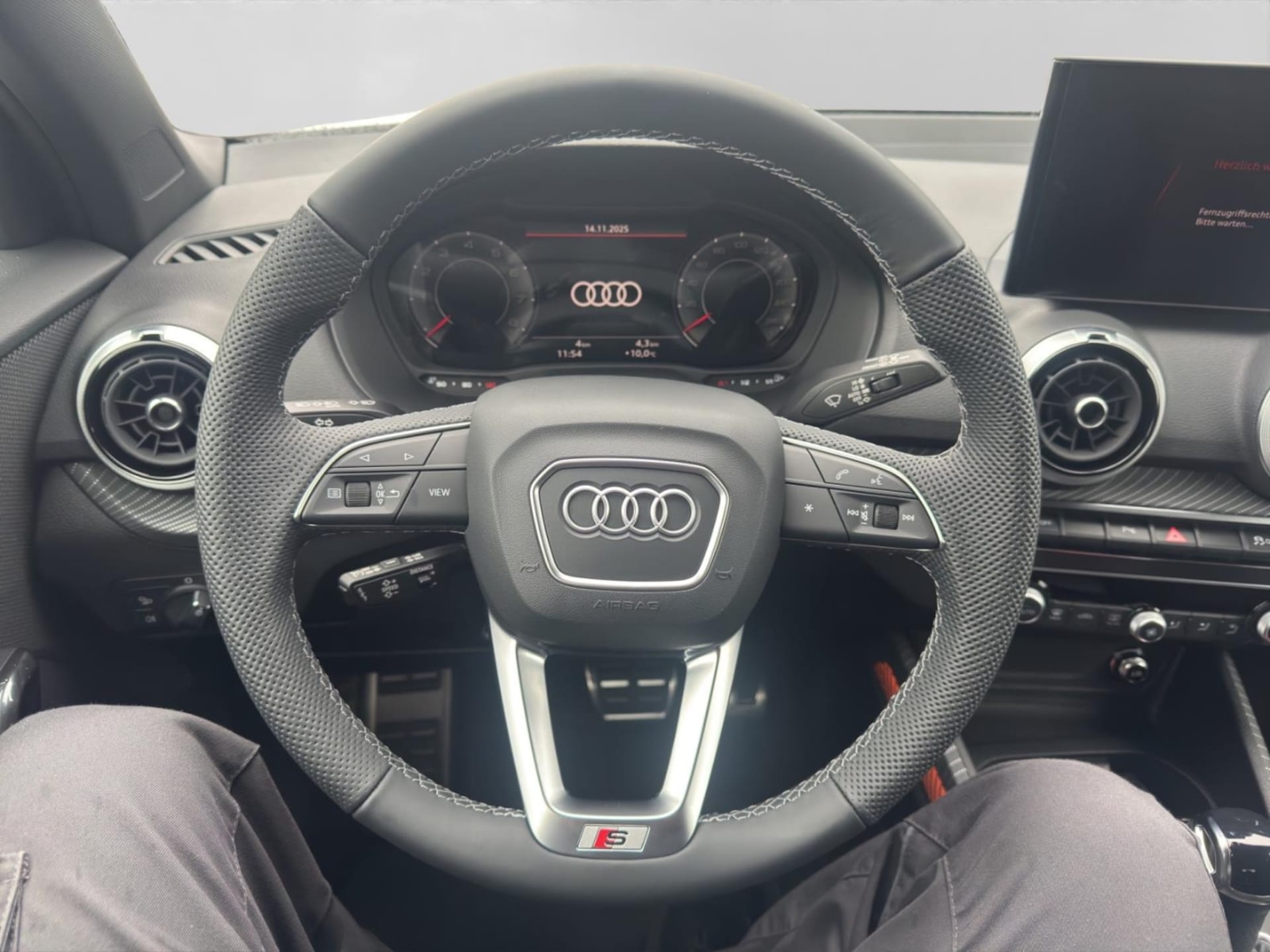 Audi Q2 S line