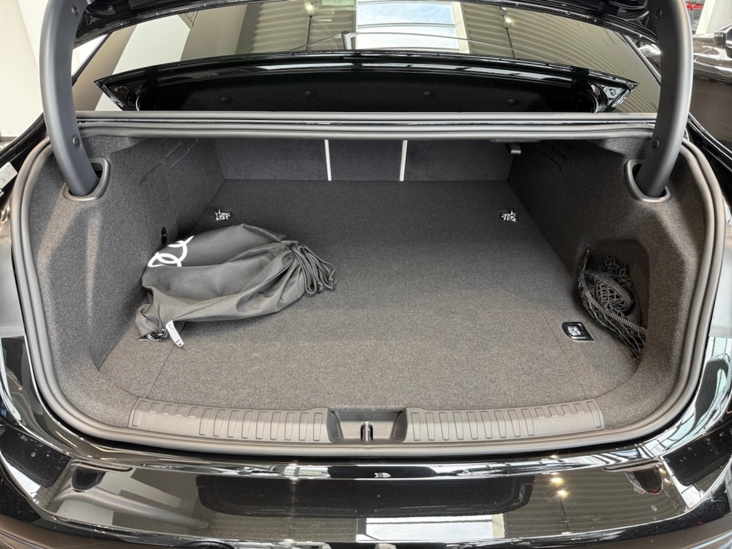 Bild über Audi A6 Limousine e-hybrid e-hybrid quattro 270 kW S tronic - für weitere Informationen kontaktieren Sie den Audi Partner