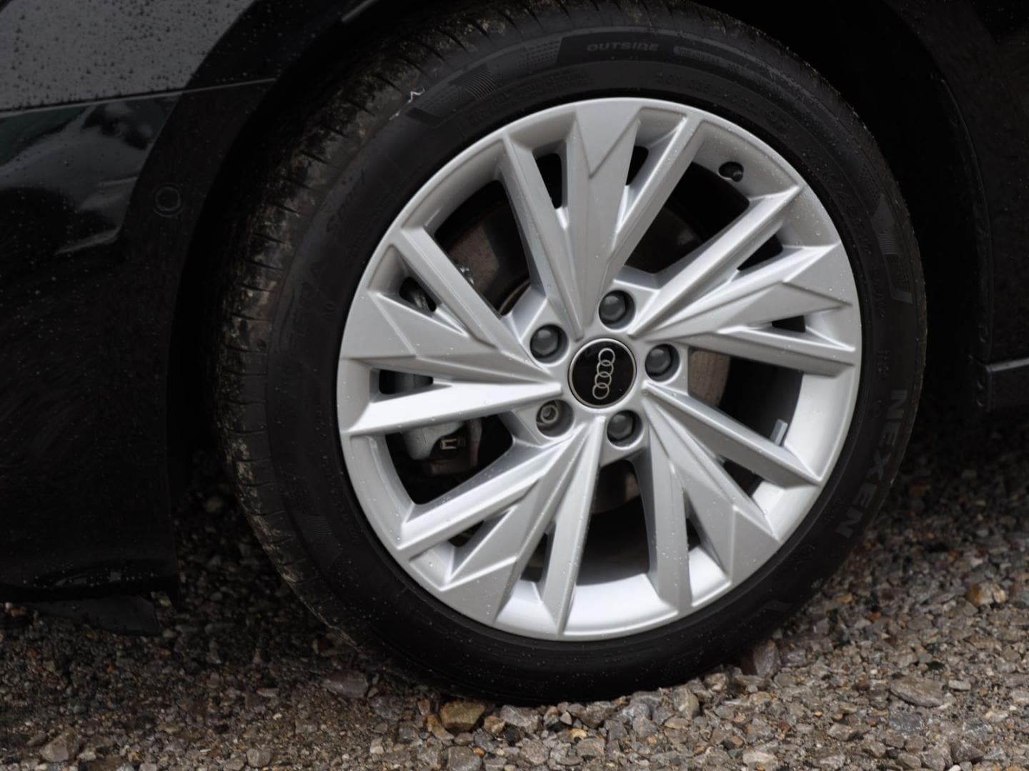 Bild über Audi A3 Sportback TFSI e advanced 40 TFSI e S tronic - für weitere Informationen kontaktieren Sie den Audi Partner