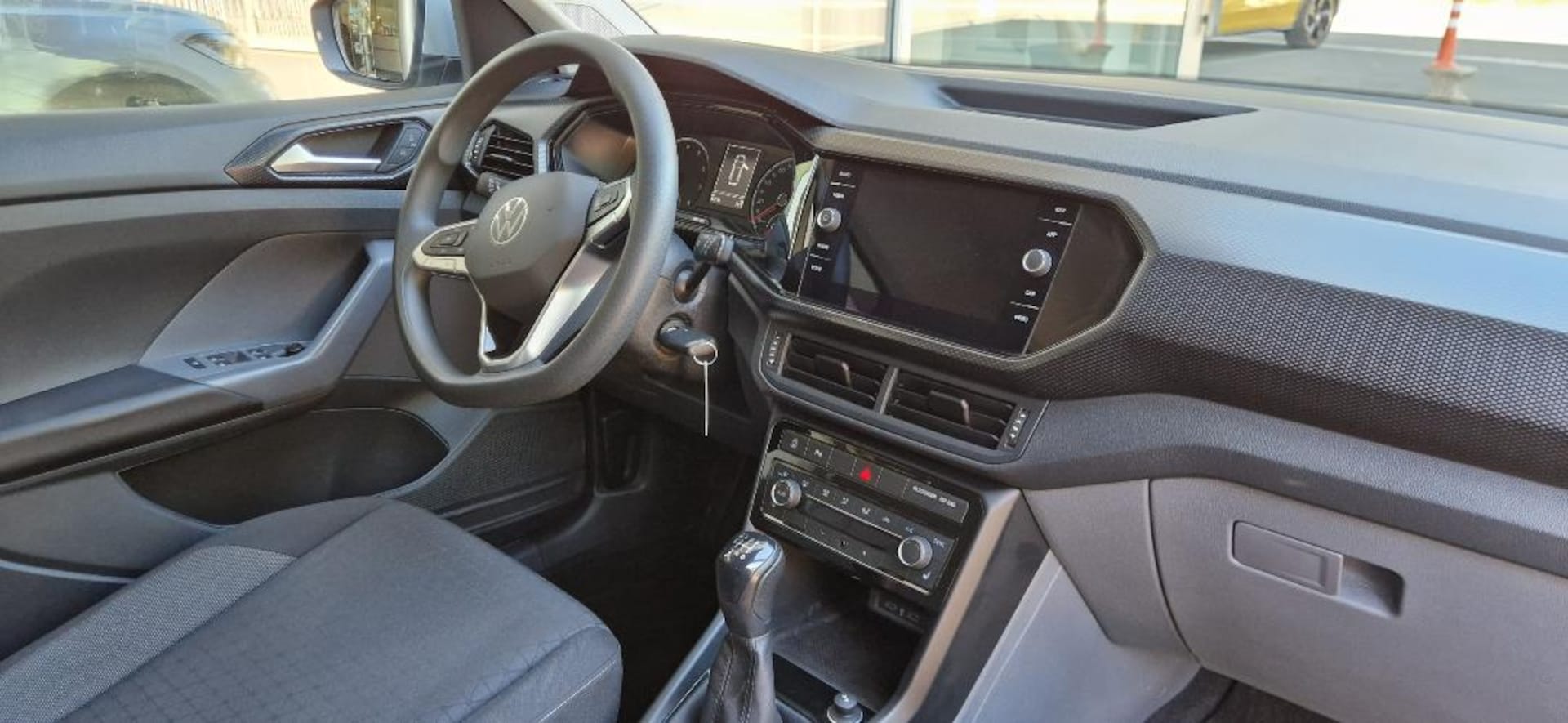 Volkswagen T-Cross Life