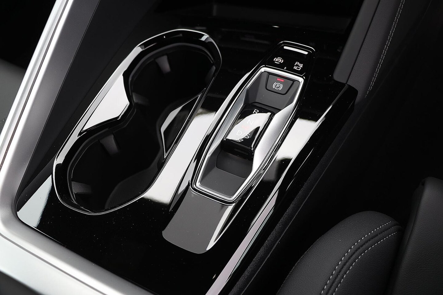 Image about Audi Q5 Sportback TDI quattro 150 kW sport