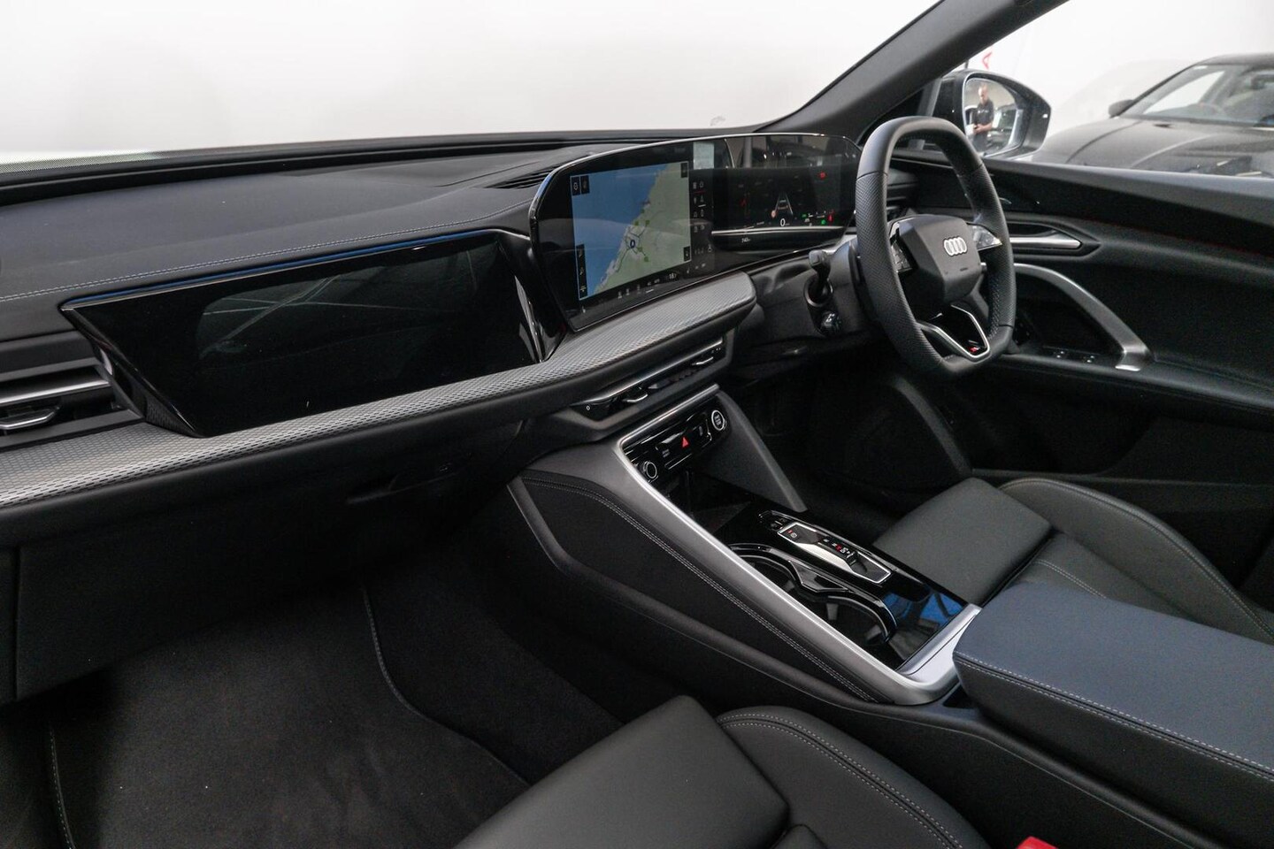 Image about Audi Q5 SUV TDI quattro 150 kW sport