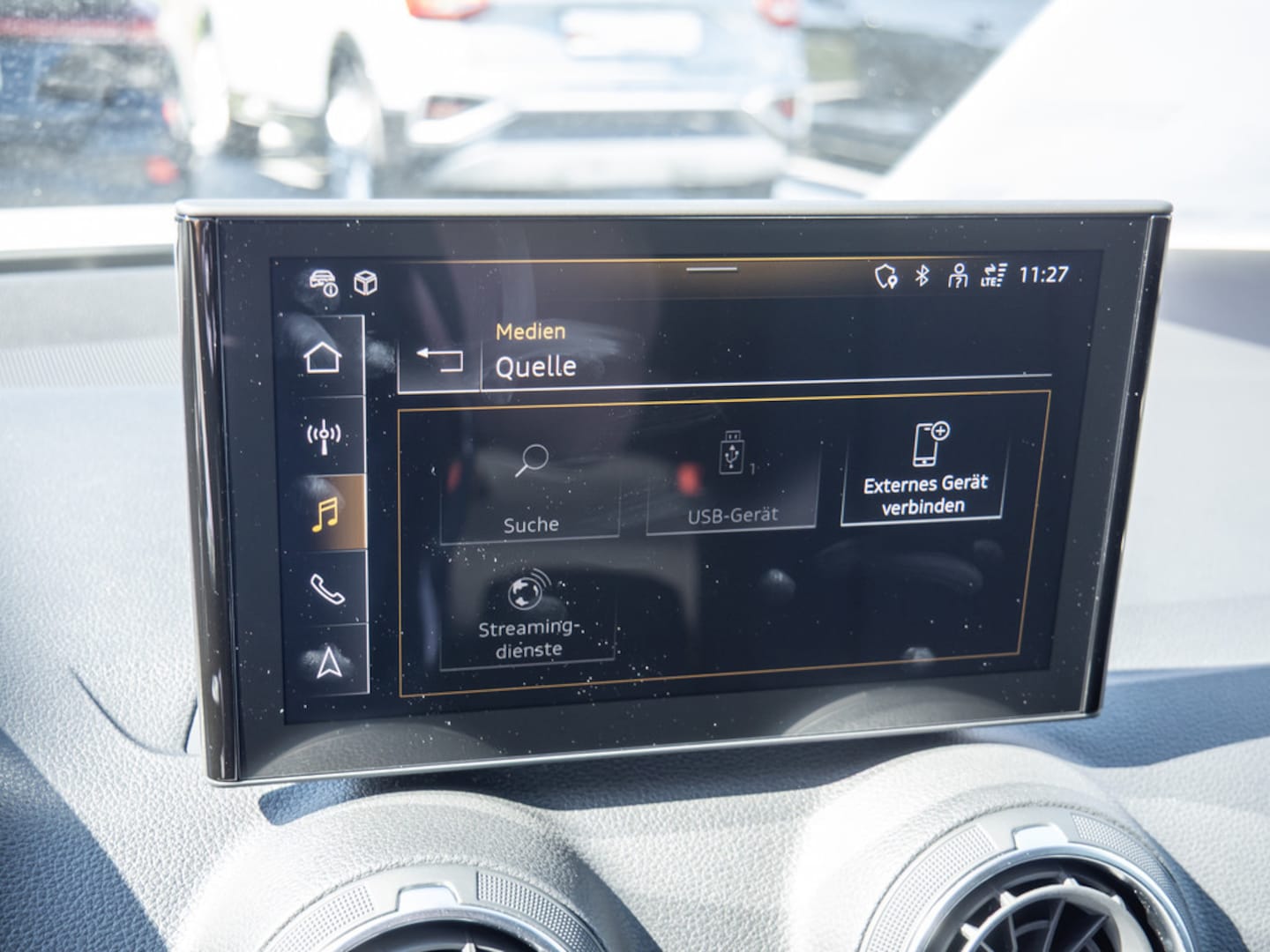 Bild über Audi Q2 advanced 35 TFSI S tronic - für weitere Informationen kontaktieren Sie den Audi Partner