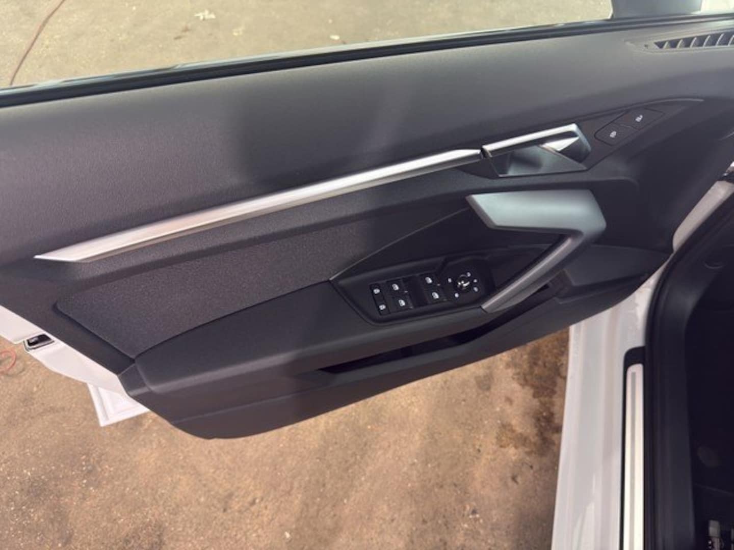 Bild über Audi A3 Limousine advanced 30 TFSI S tronic - für weitere Informationen kontaktieren Sie den Audi Partner