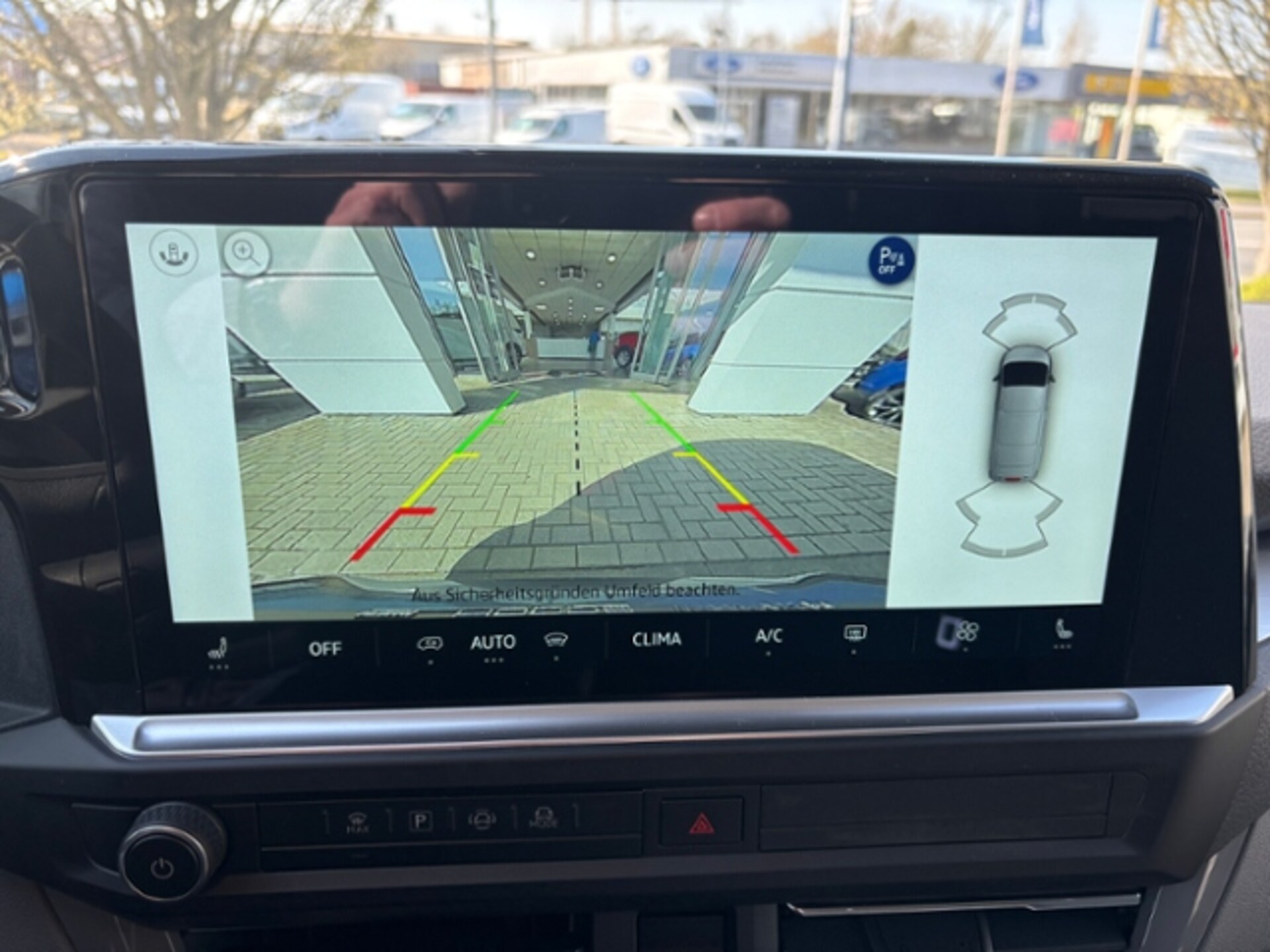 Volkswagen e-Caravelle Life