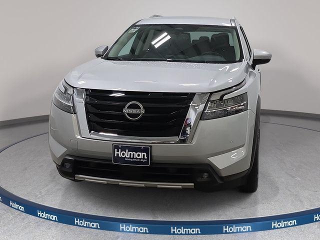 2022 Nissan Pathfinder