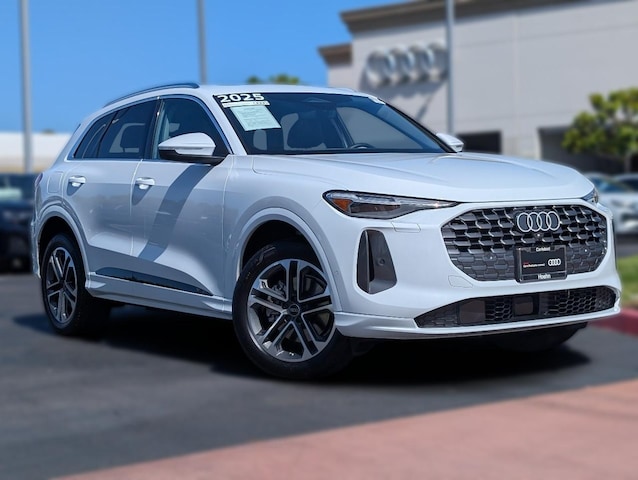 Photo of 2025 Audi Q5
