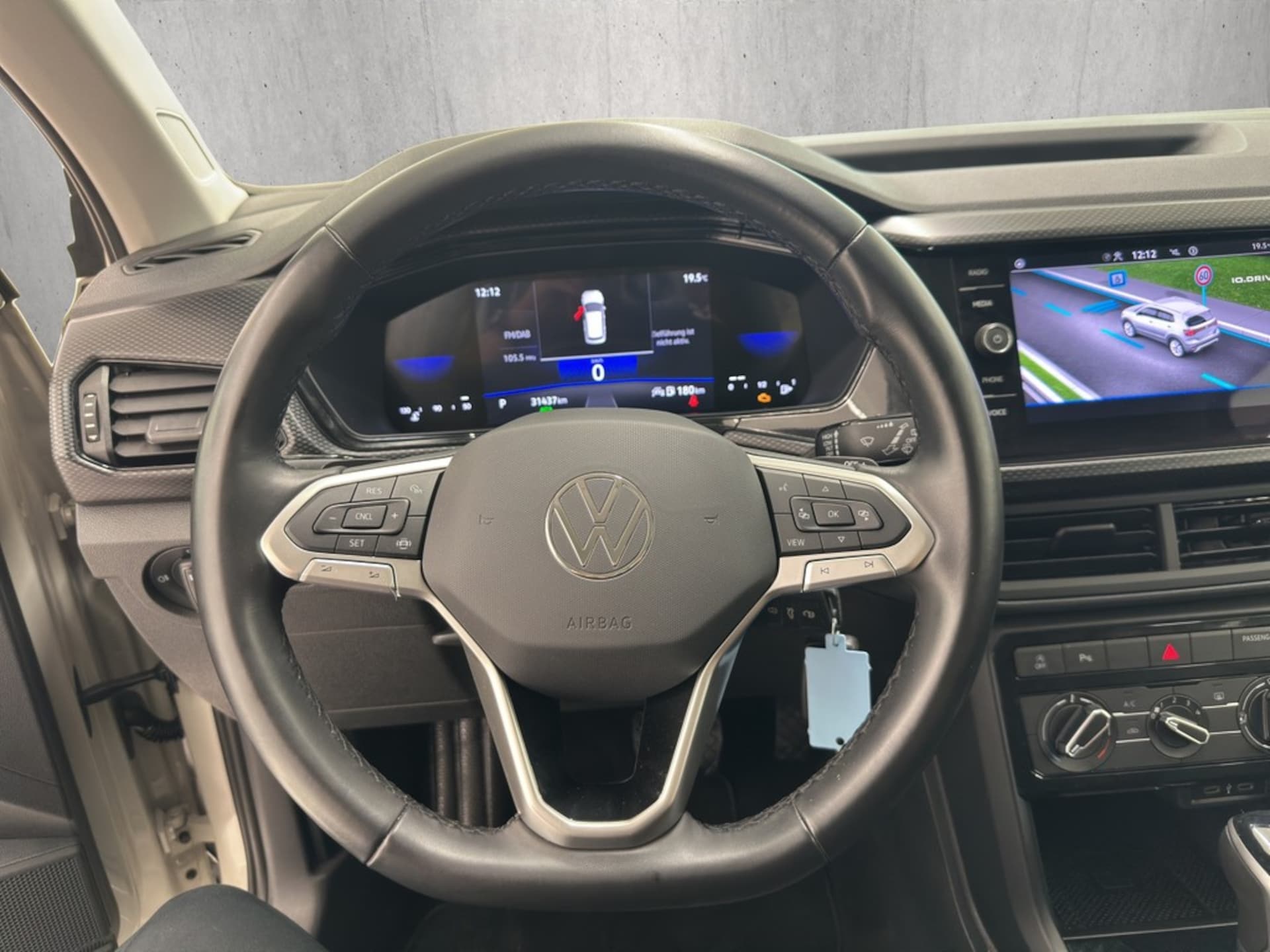 Volkswagen T-Cross Life