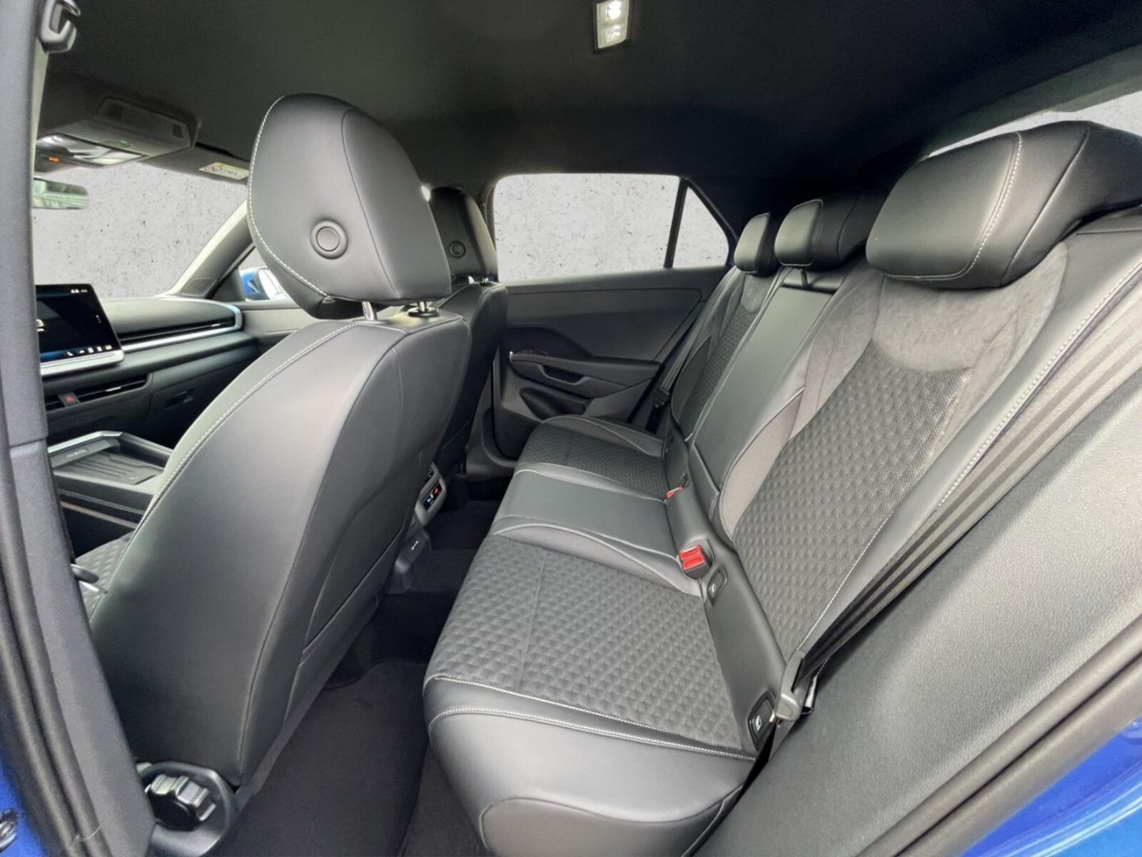 Volkswagen T-Roc – Bild 12