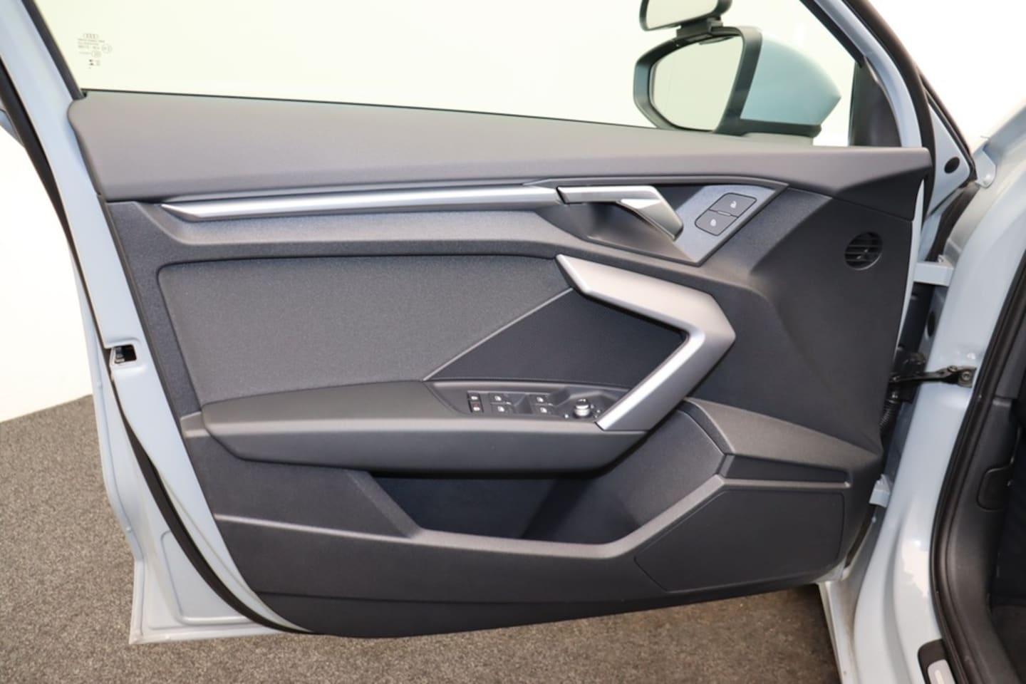 Bild über Audi A3 Sportback advanced 30 TDI Schaltgetriebe - für weitere Informationen kontaktieren Sie den Audi Partner