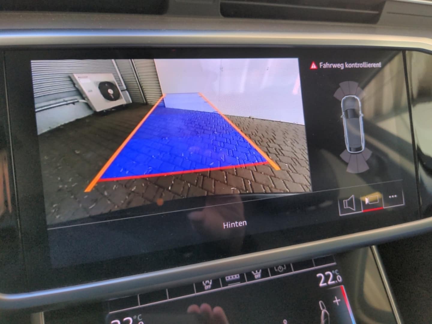 Bild über Audi S6 Avant TDI quattro tiptronic - für weitere Informationen kontaktieren Sie den Audi Partner