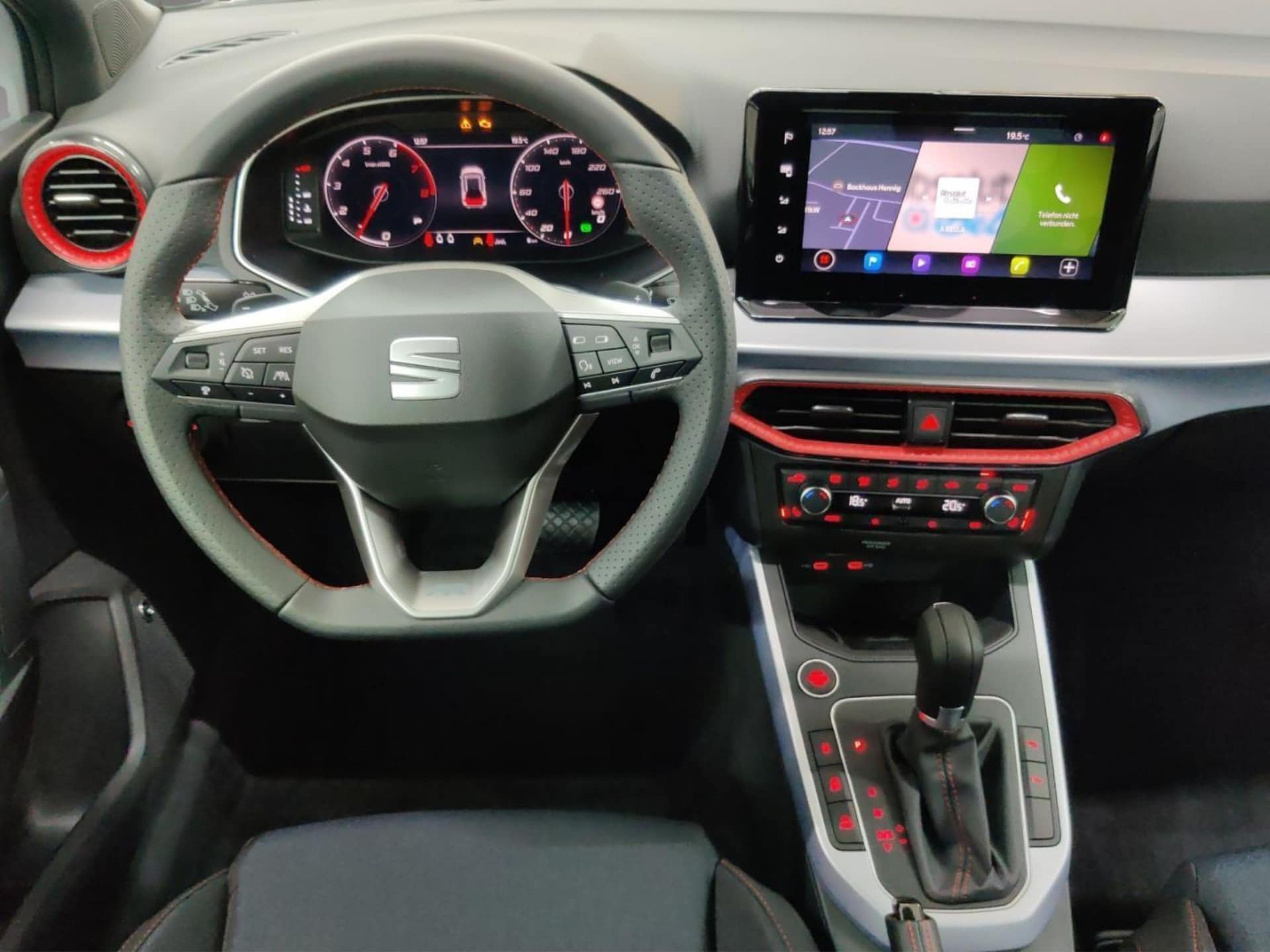 SEAT Arona FR