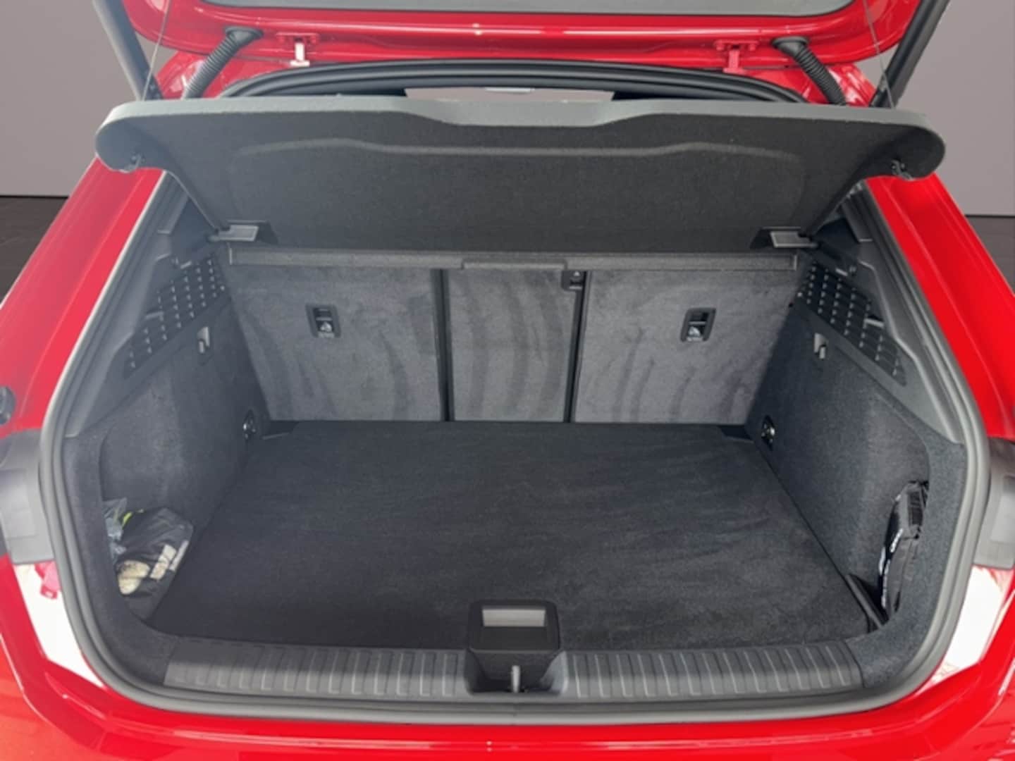 Bild über Audi A3 Sportback advanced 30 TFSI S tronic - für weitere Informationen kontaktieren Sie den Audi Partner