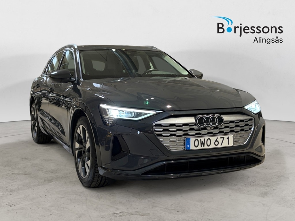 Bild som visar Audi Q8 e-tron Q8 50 e-tron quattro Proline 250,00 kW - för mer information kontakta din Audi Partner
